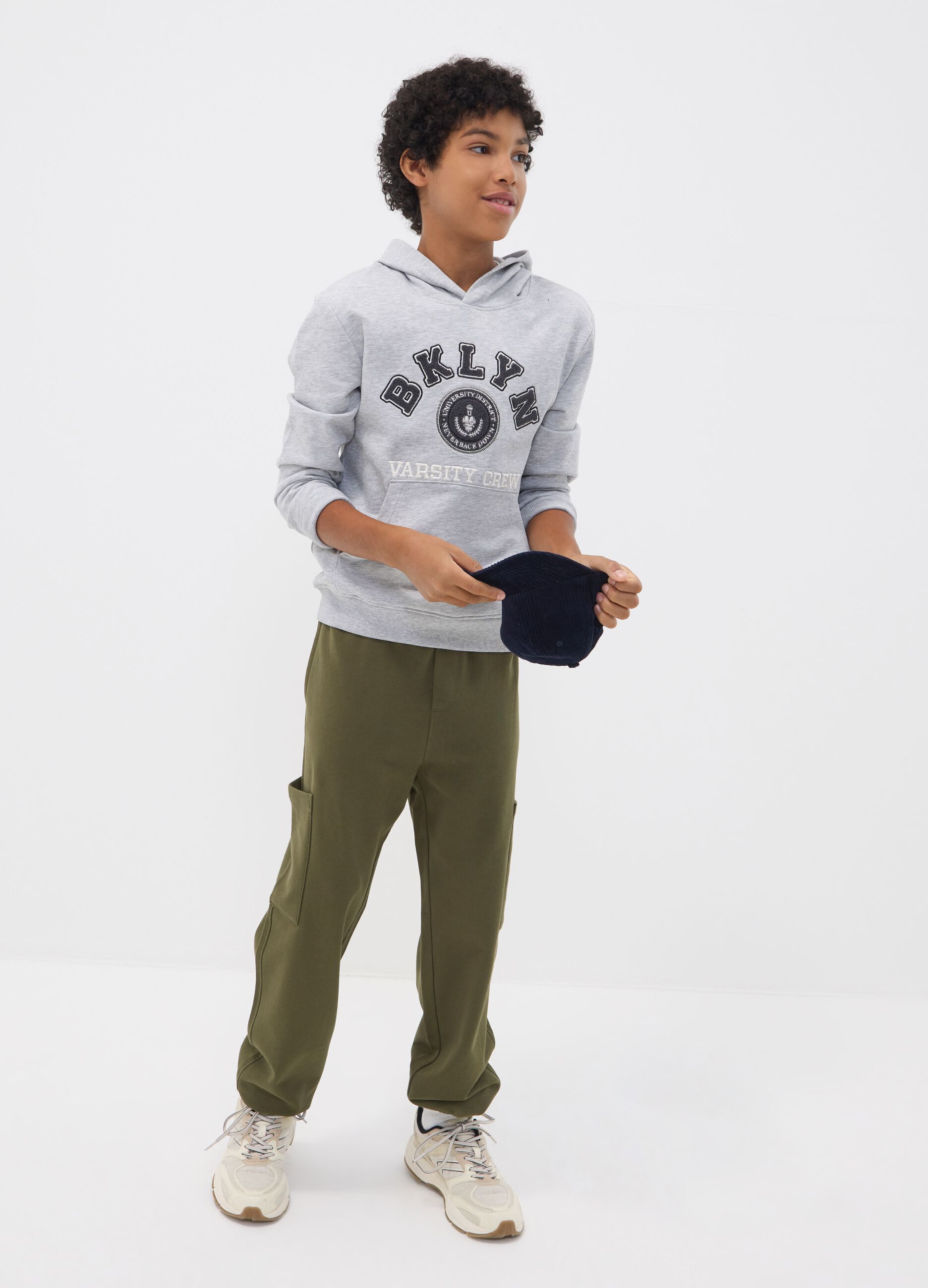 Green pure cotton relaxed cargo jogger trousers for boys