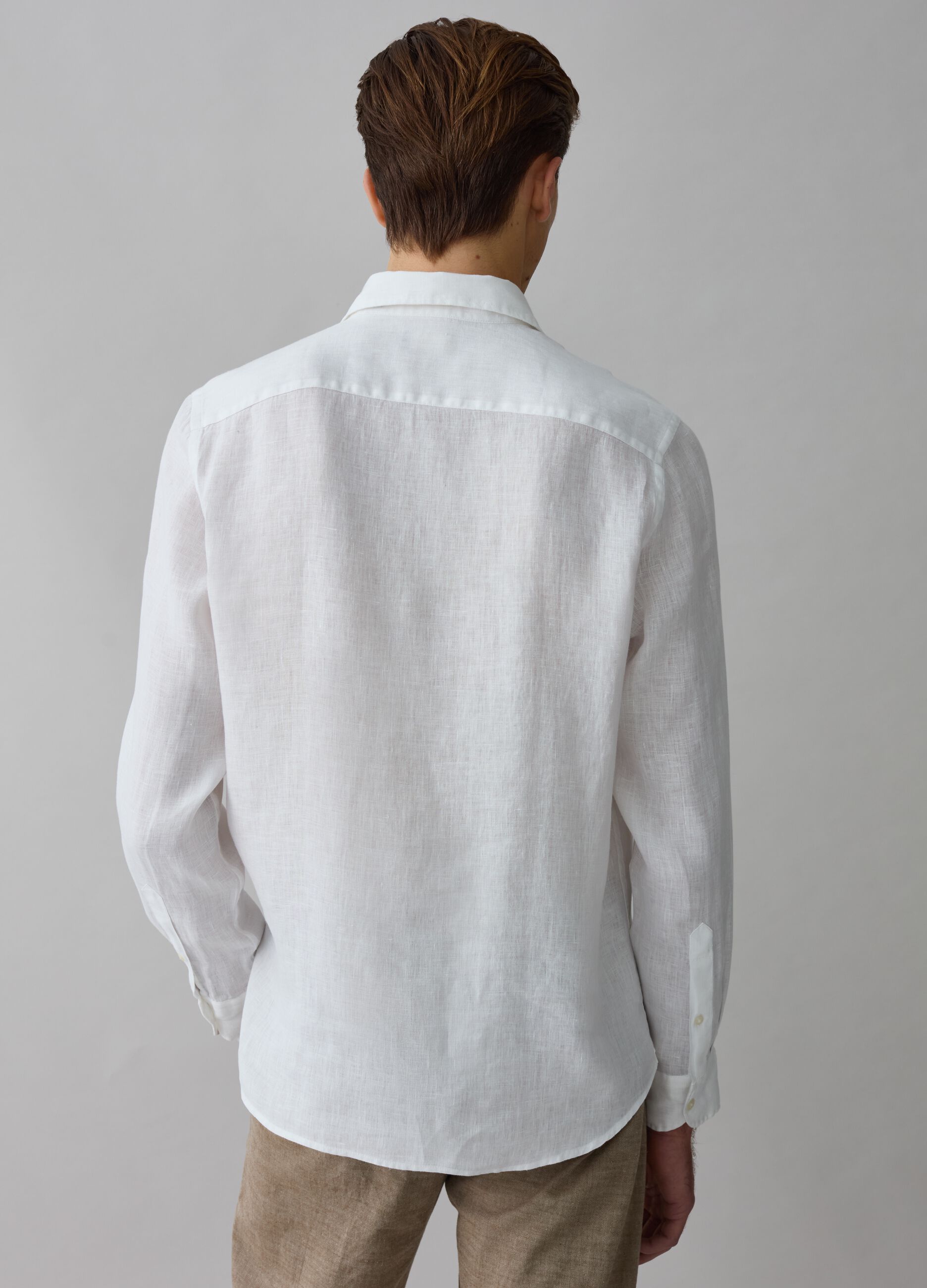 Camicia in lino tinta unita