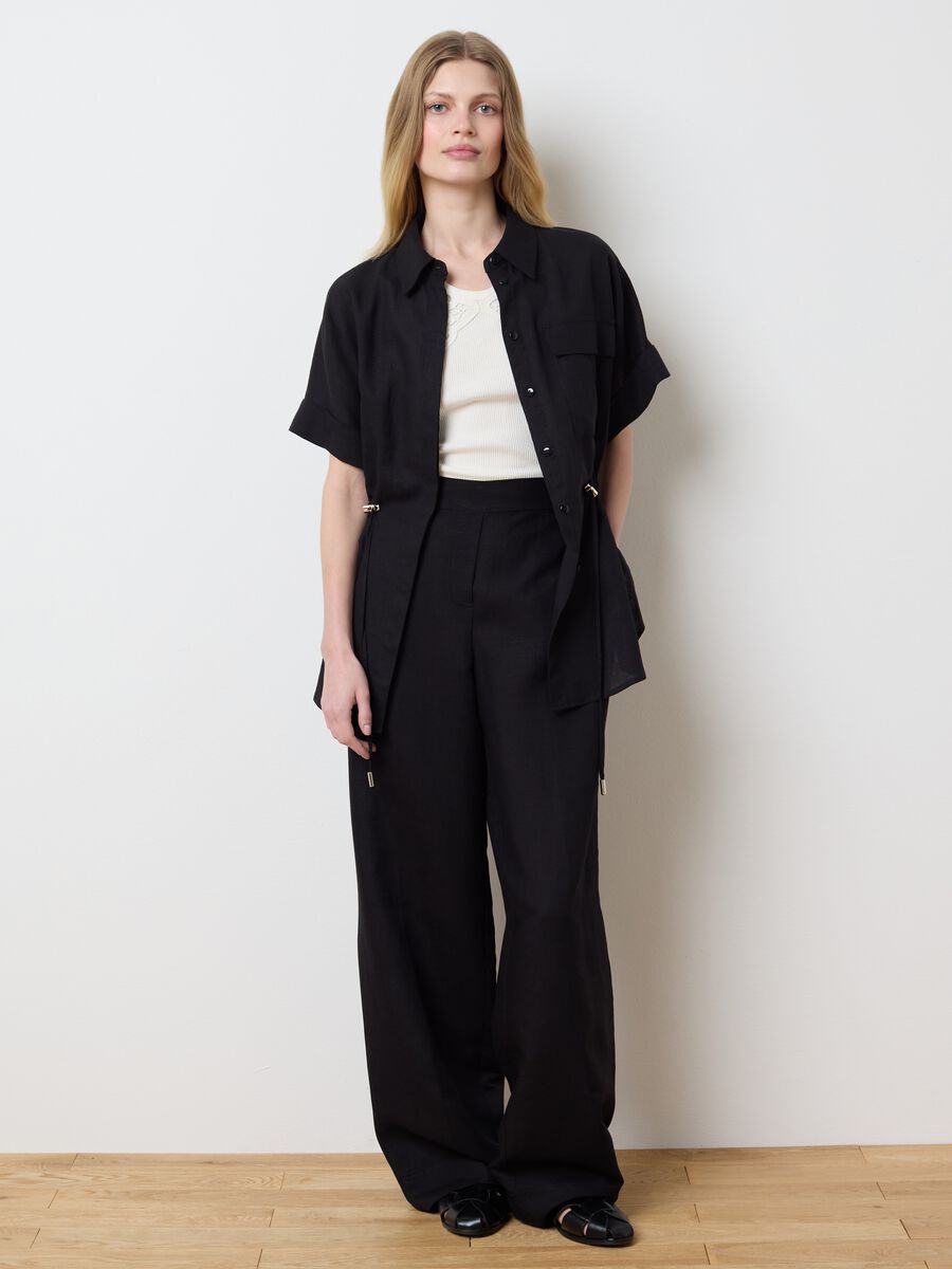 Short-sleeved shirt with drawstring_3