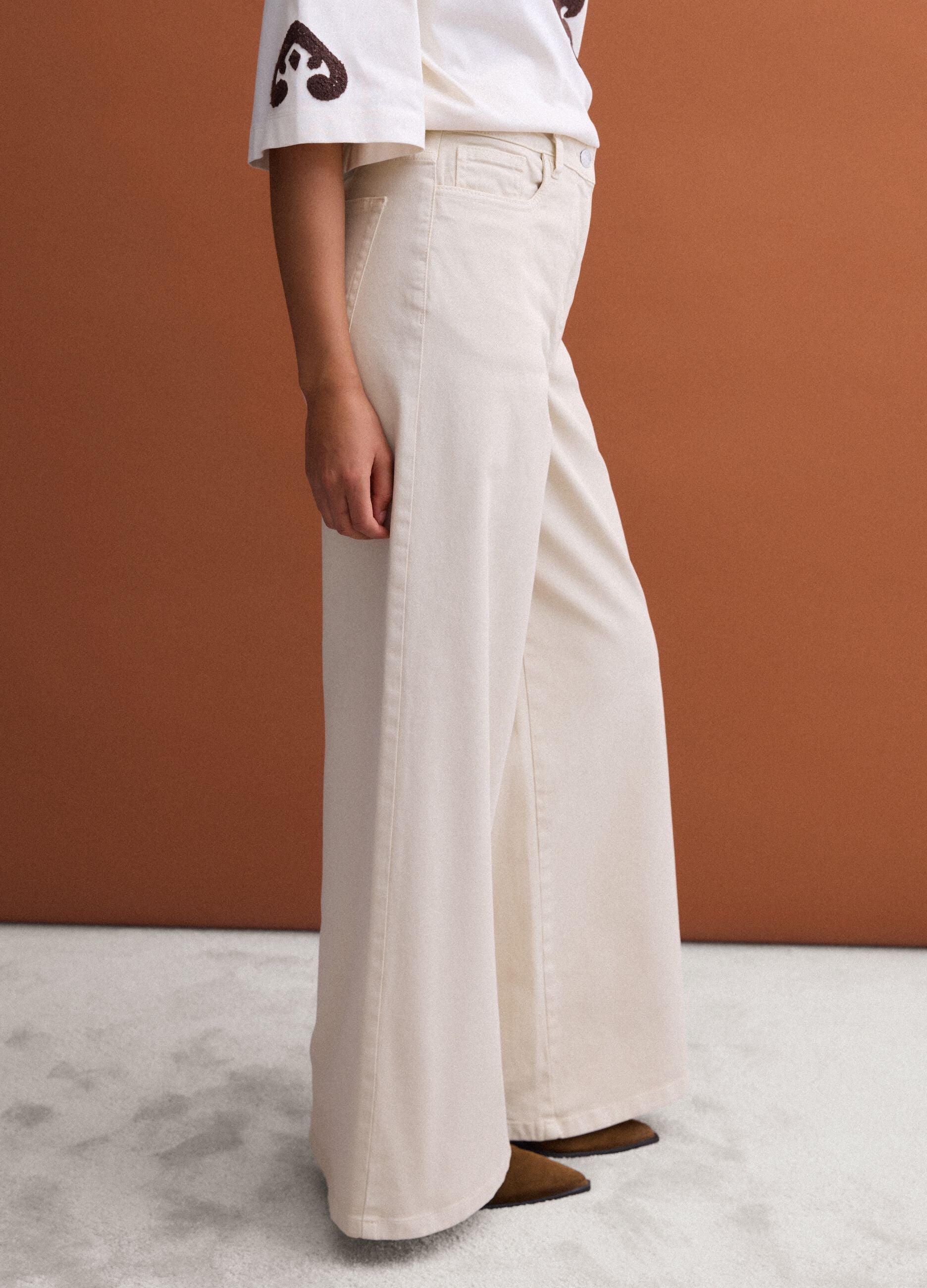 White stretch cotton wide-leg trousers