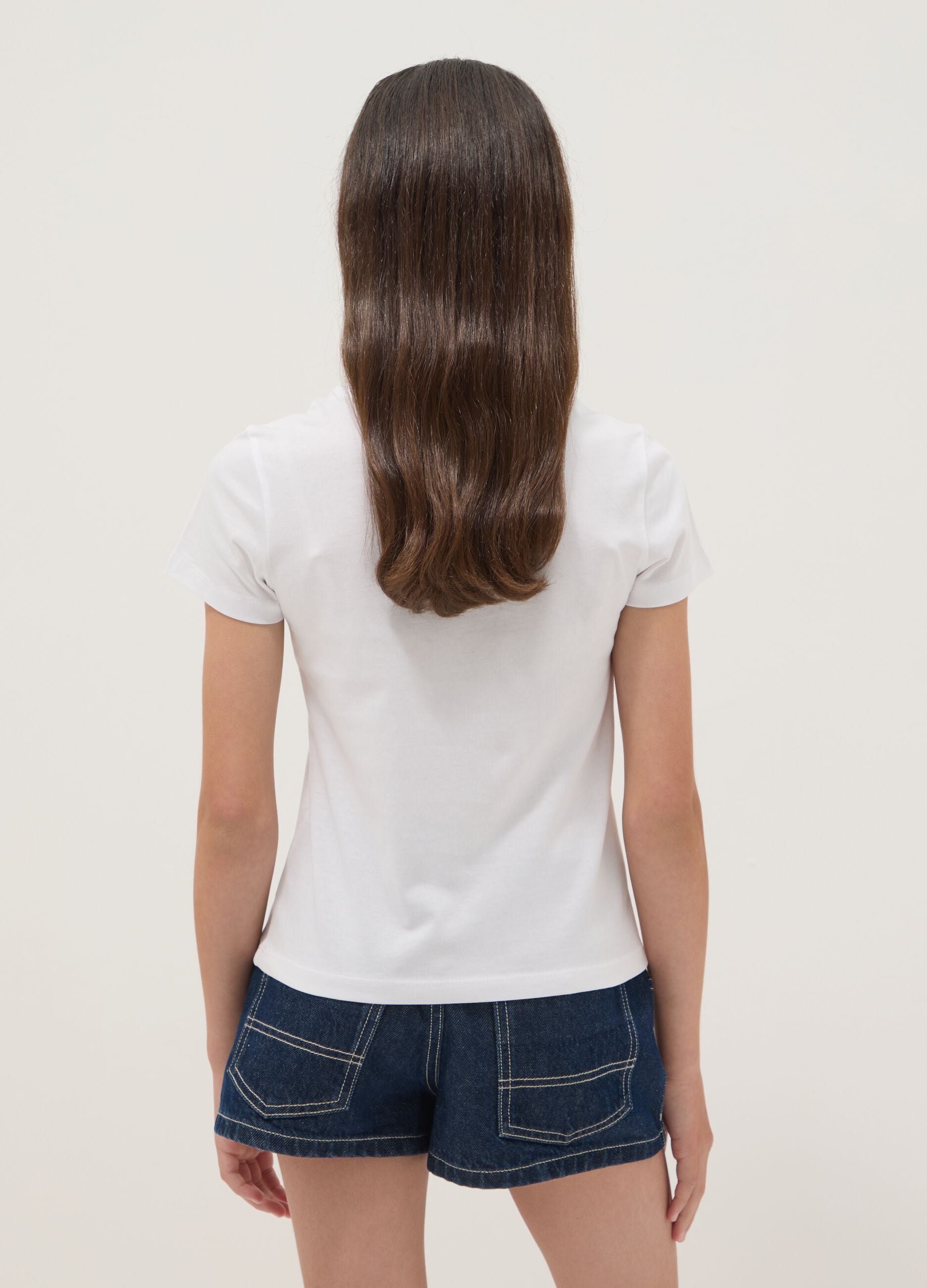 T-shirt bianca in cotone organico a maniche corte per ragazza regular fit