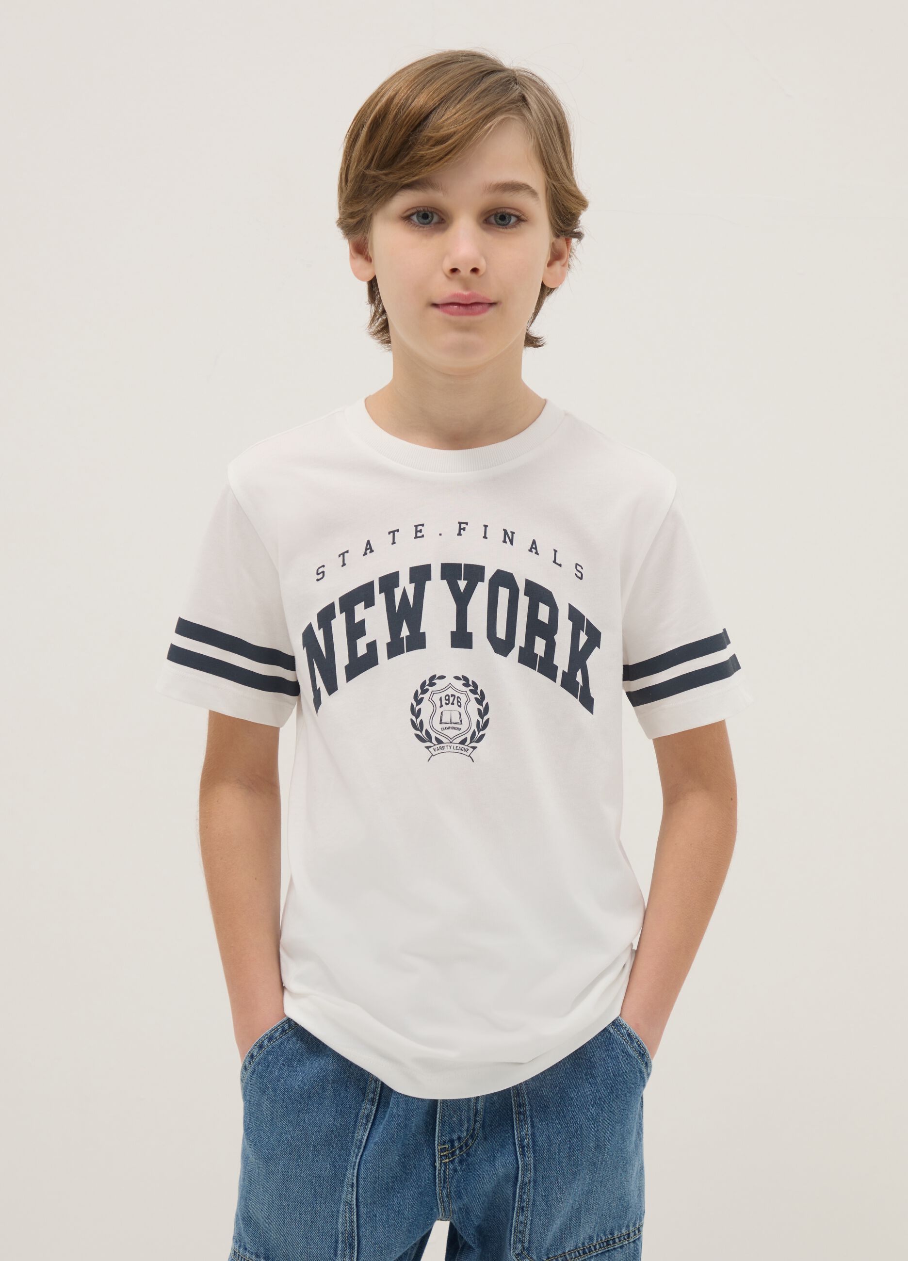 Boy's regular fit pure white cotton T-shirt with New York print