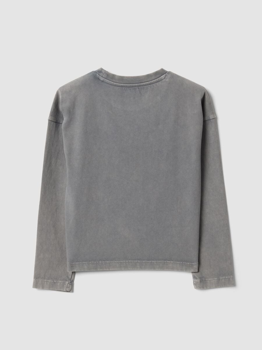 T-shirt grigia in puro cotone con girocollo e stelle strass per bambina_1