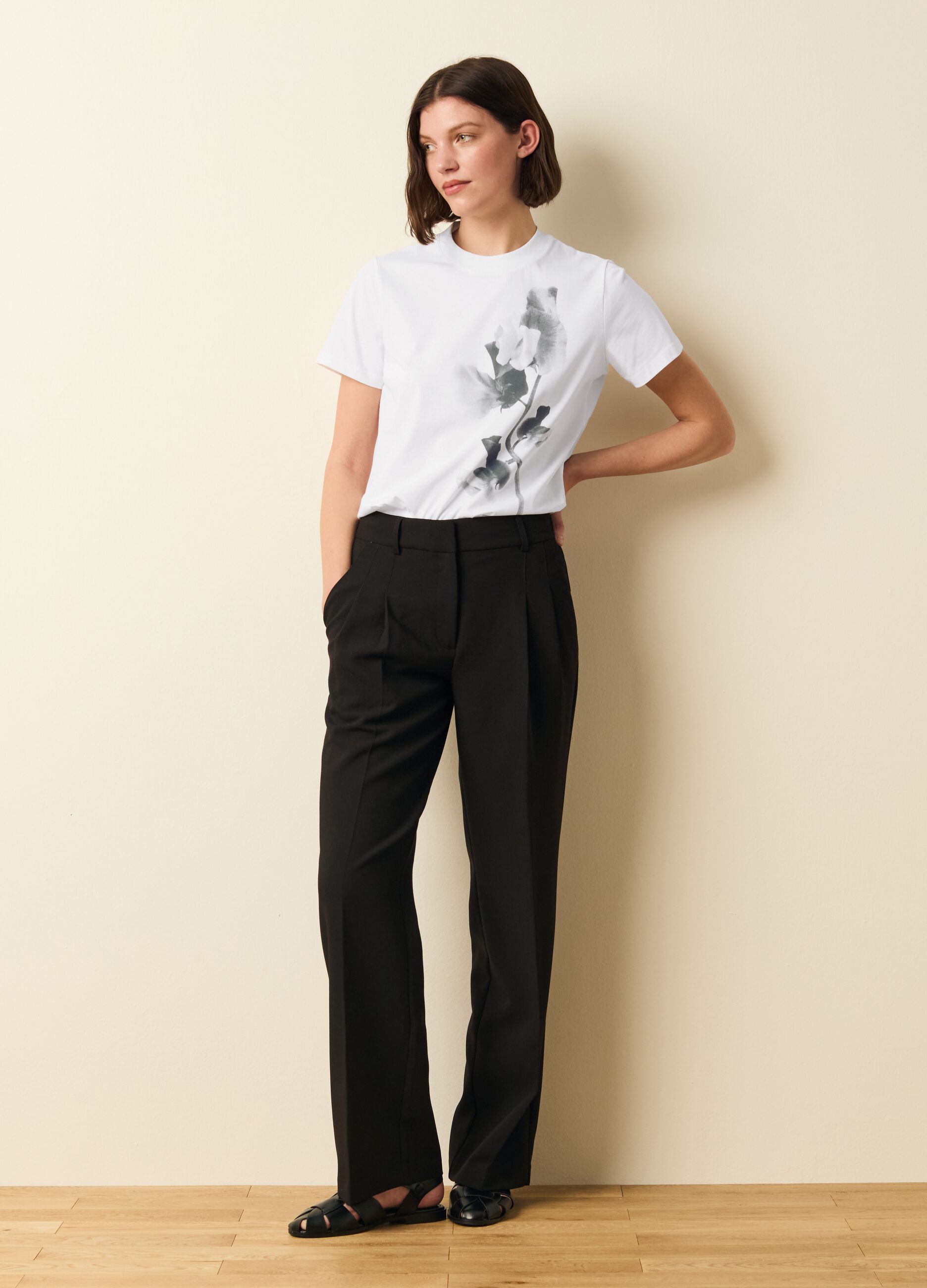 Cotton T-shirt with flowers print