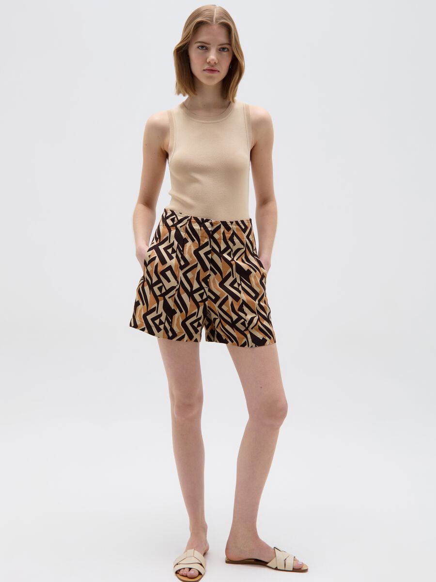 Linen and viscose shorts with darts_0