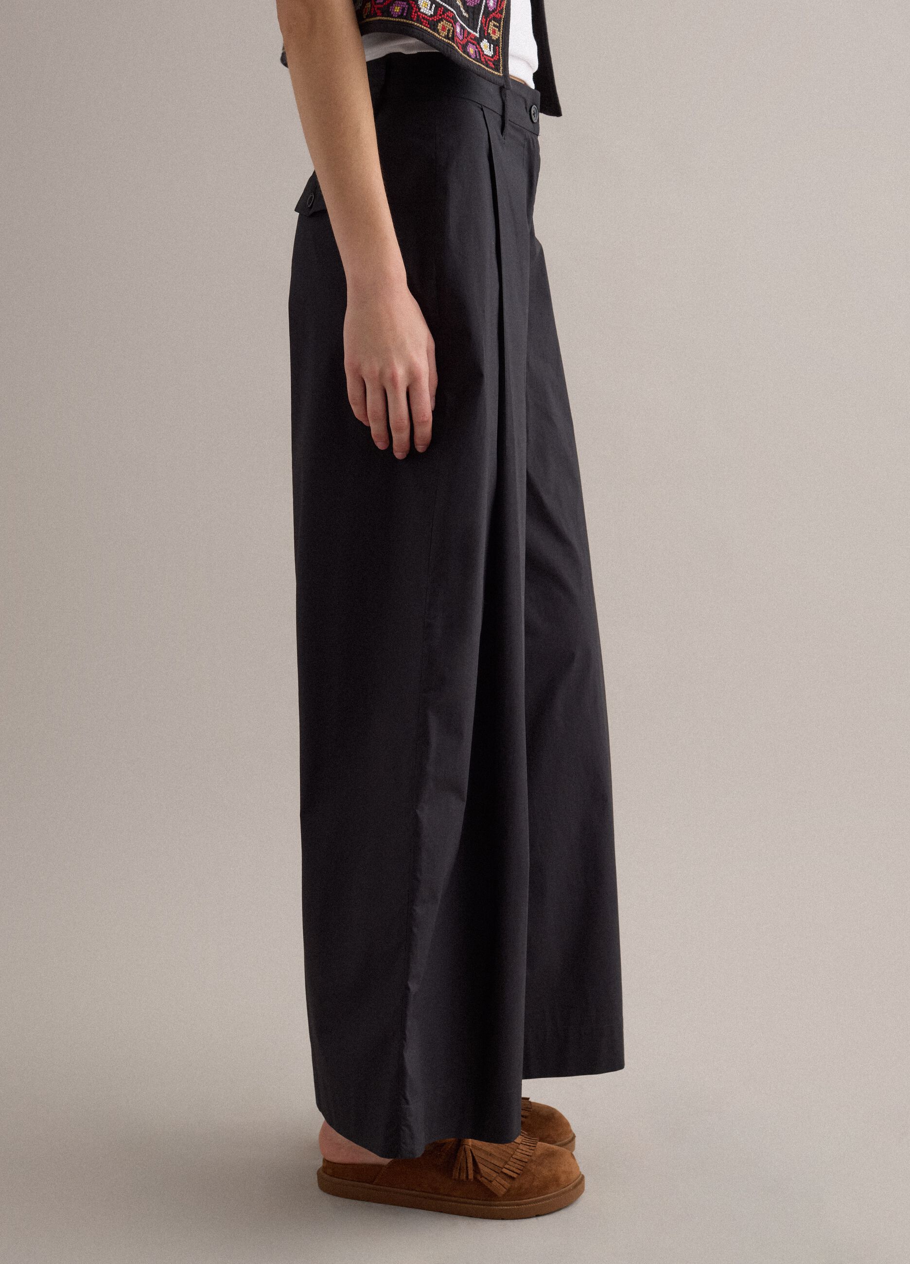 Black wide-leg pure cotton trousers