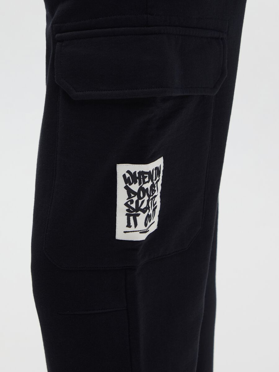 Cargo joggers in cotton with drawstring_3