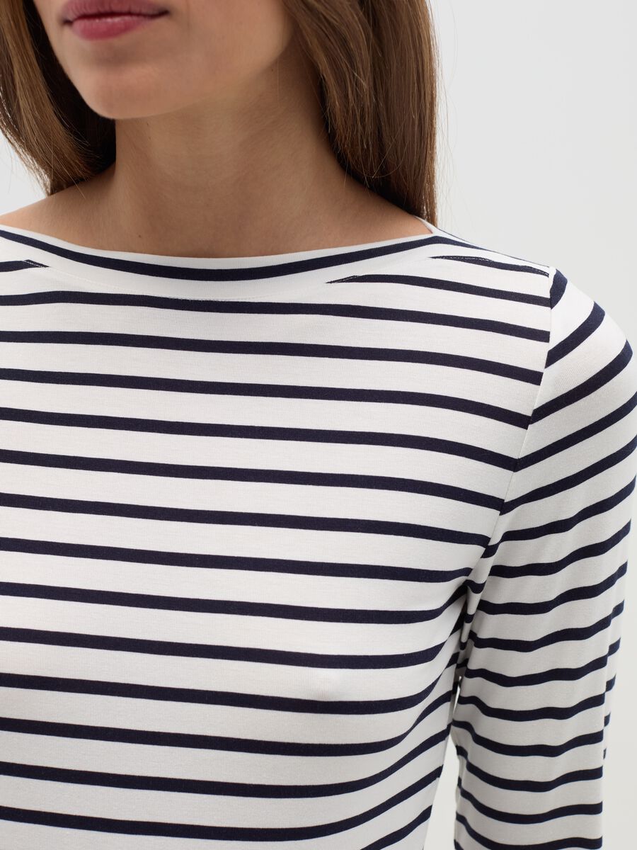 Striped T-shirt with boat neck_3