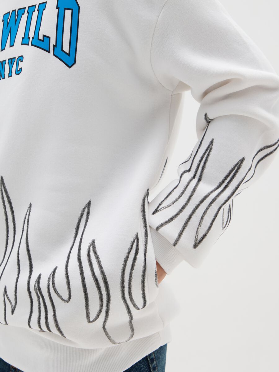 White children's cotton blend sweatshirt regular fit with print_2