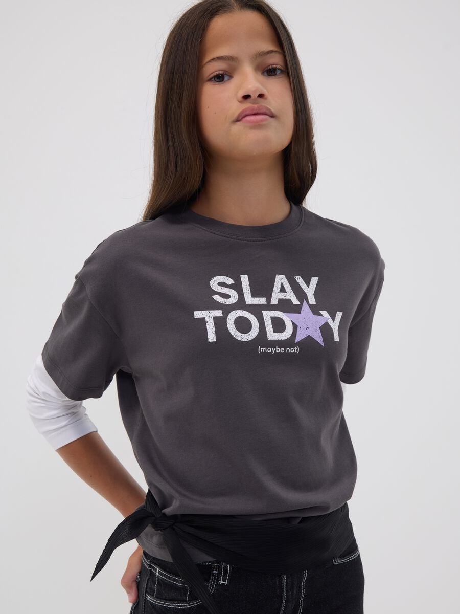 Girls&rsquo; grey oversized pure cotton T-shirt with double sleeves_0