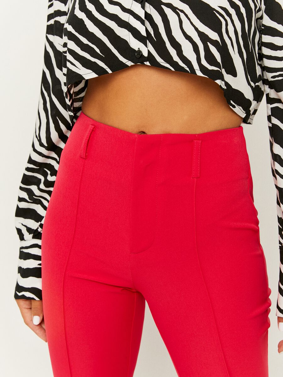 Pantaloni flare fit_1