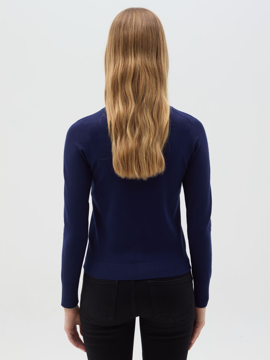 Top with round neck and long sleeves_3