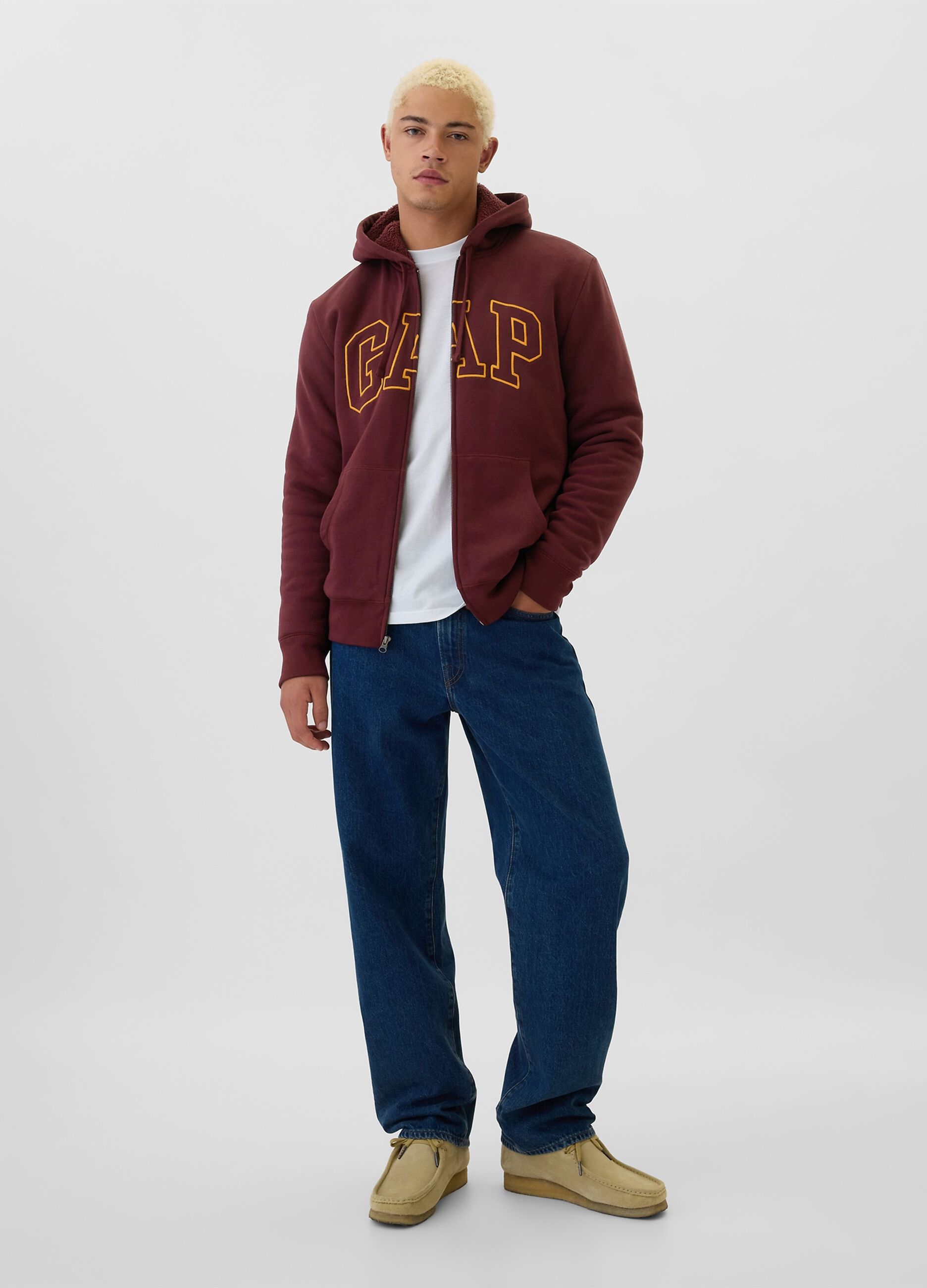 Sweatshirt with hood and logo embroidery