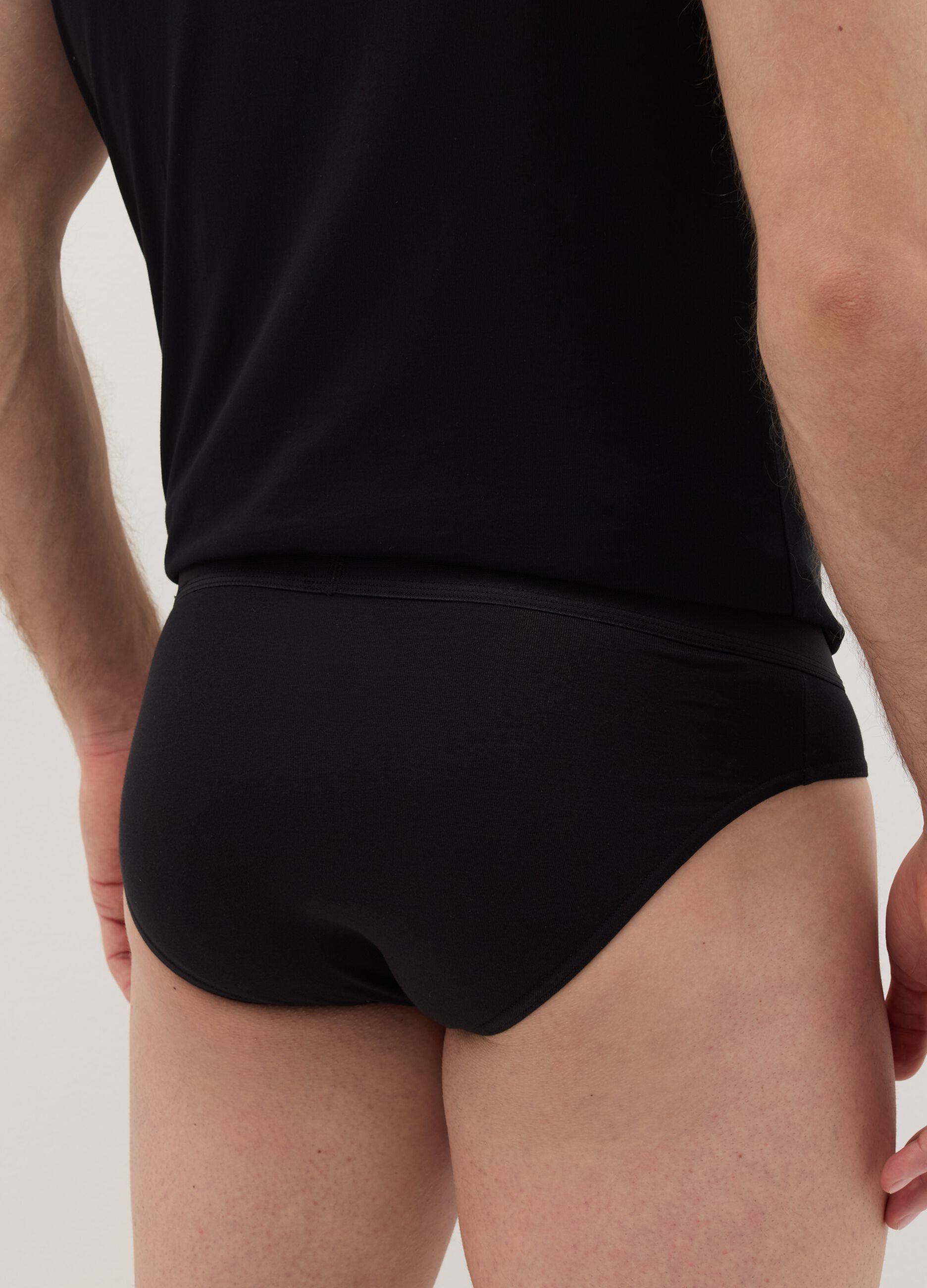 Three-pack briefs in stretch cotton