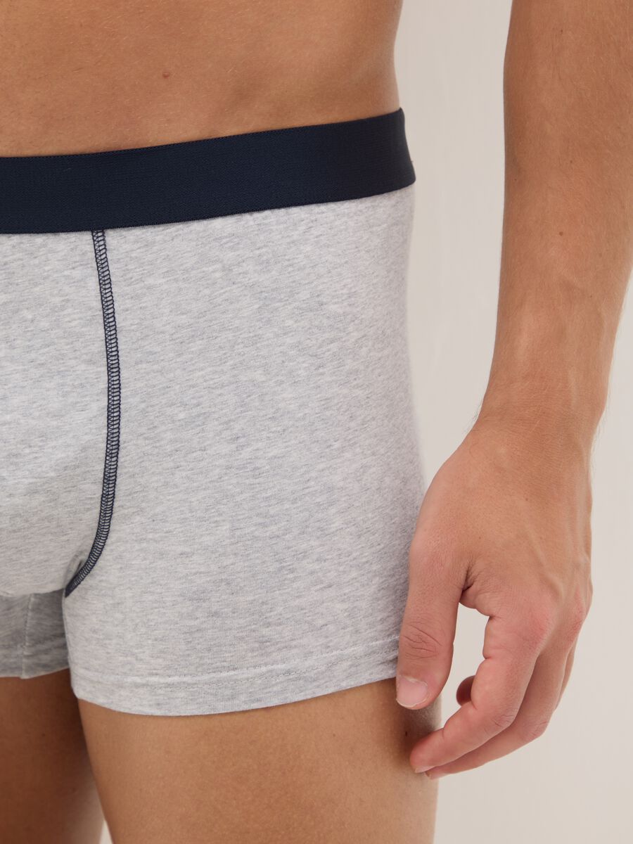 Multipack of multicolour cotton stretch regular fit boxers_3