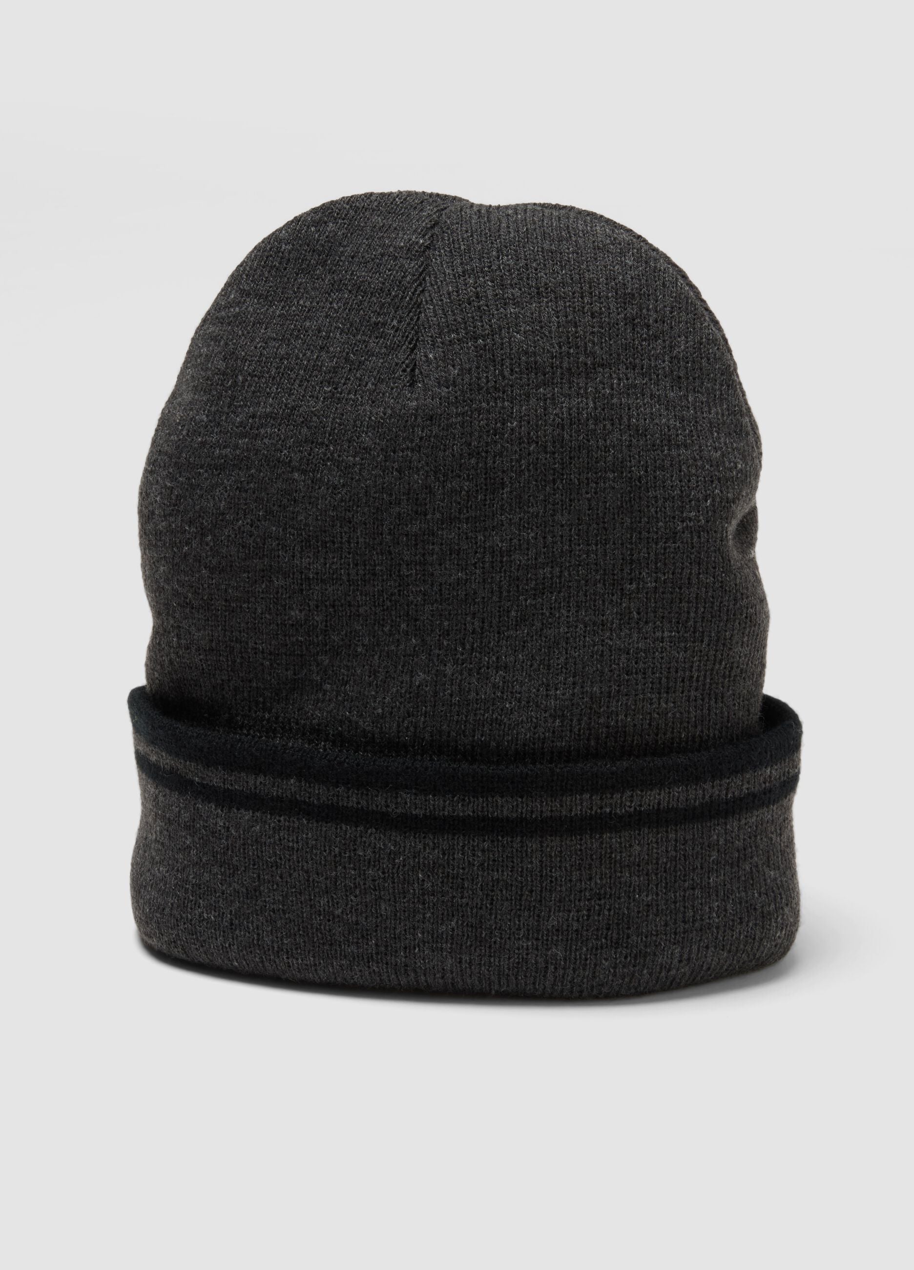 Grey beanie with cuff
