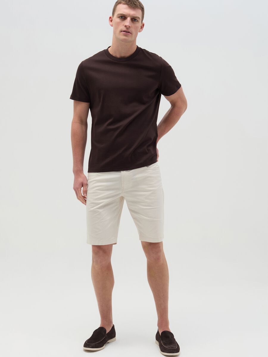 Bermuda shorts with five pockets and ripstop weave_0