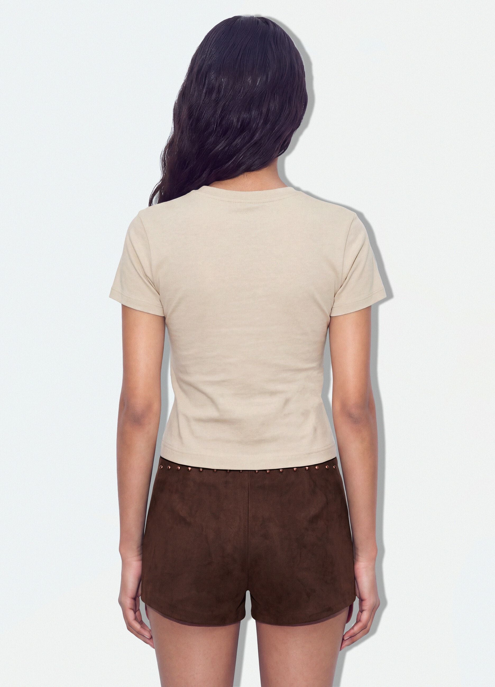 T-shirt crop beige in puro cotone a girocollo con stampa