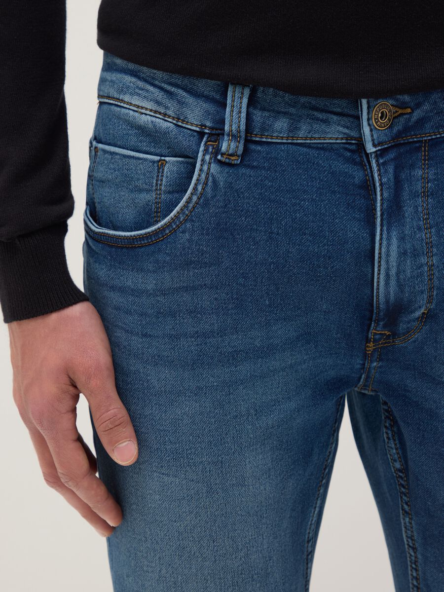 Slim fit blue denim jeans_3