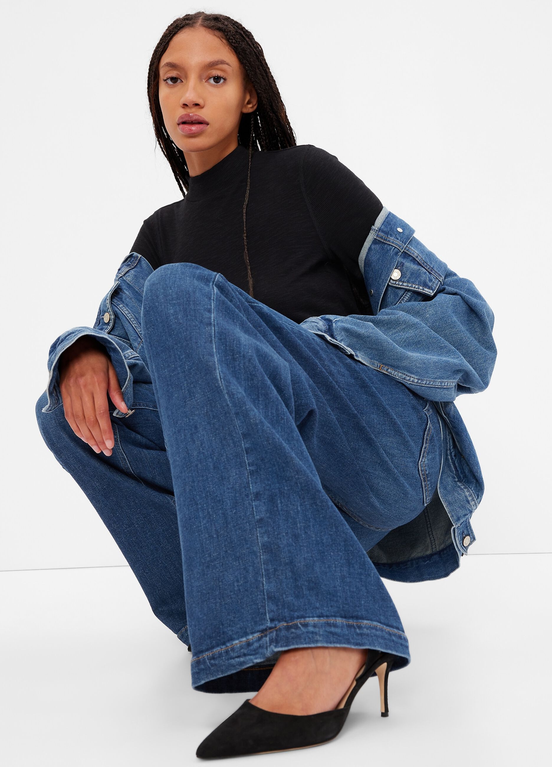 Wide-leg jeans with high waist