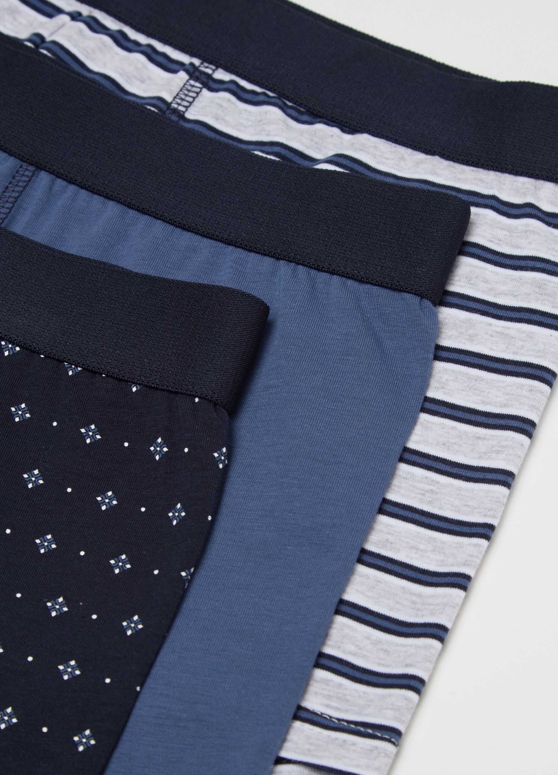 Three-pack boxer shorts in organic cotton with stripes and print
