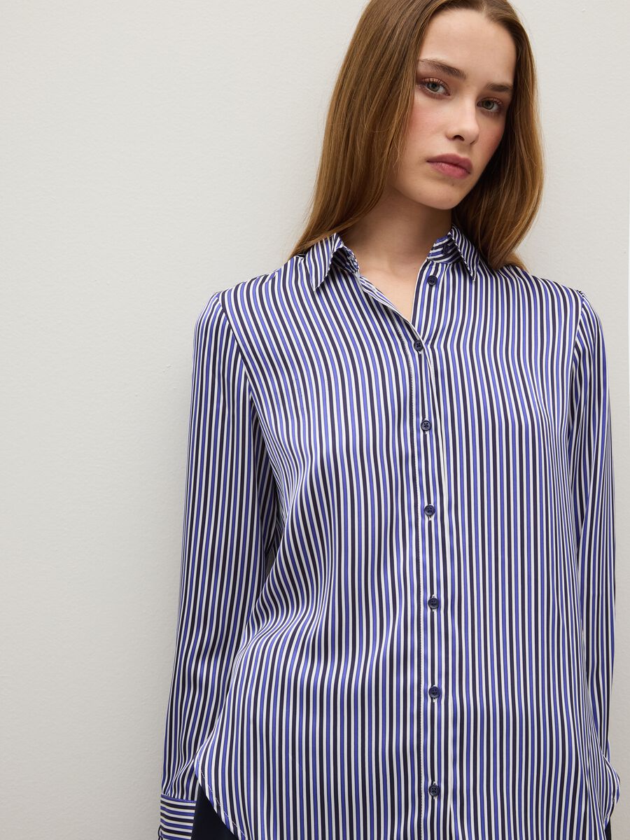 Blue striped shirt in stretch fabric_1