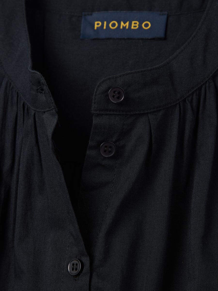 Women’s black shirt in 100% cotton with regular fit and bluff collar._5