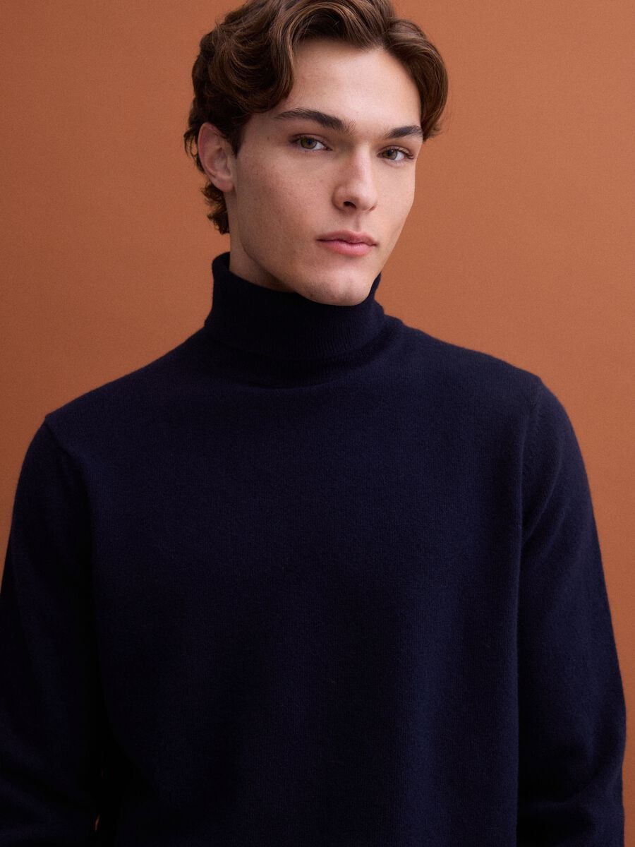 Maglia blu navy dolcevita in pura lana di agnello_2