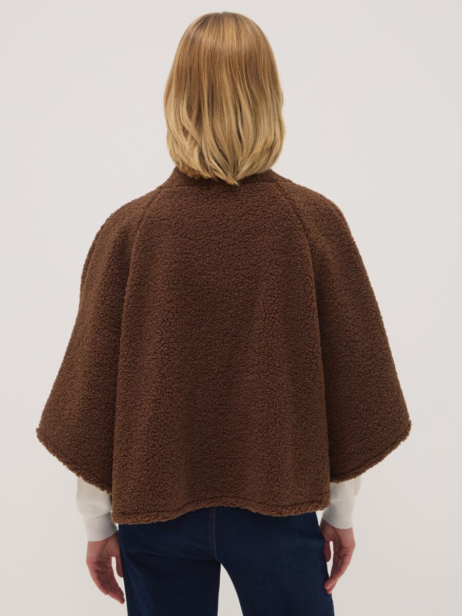 Cappotto marrone scuro regular fit con bottoni_3