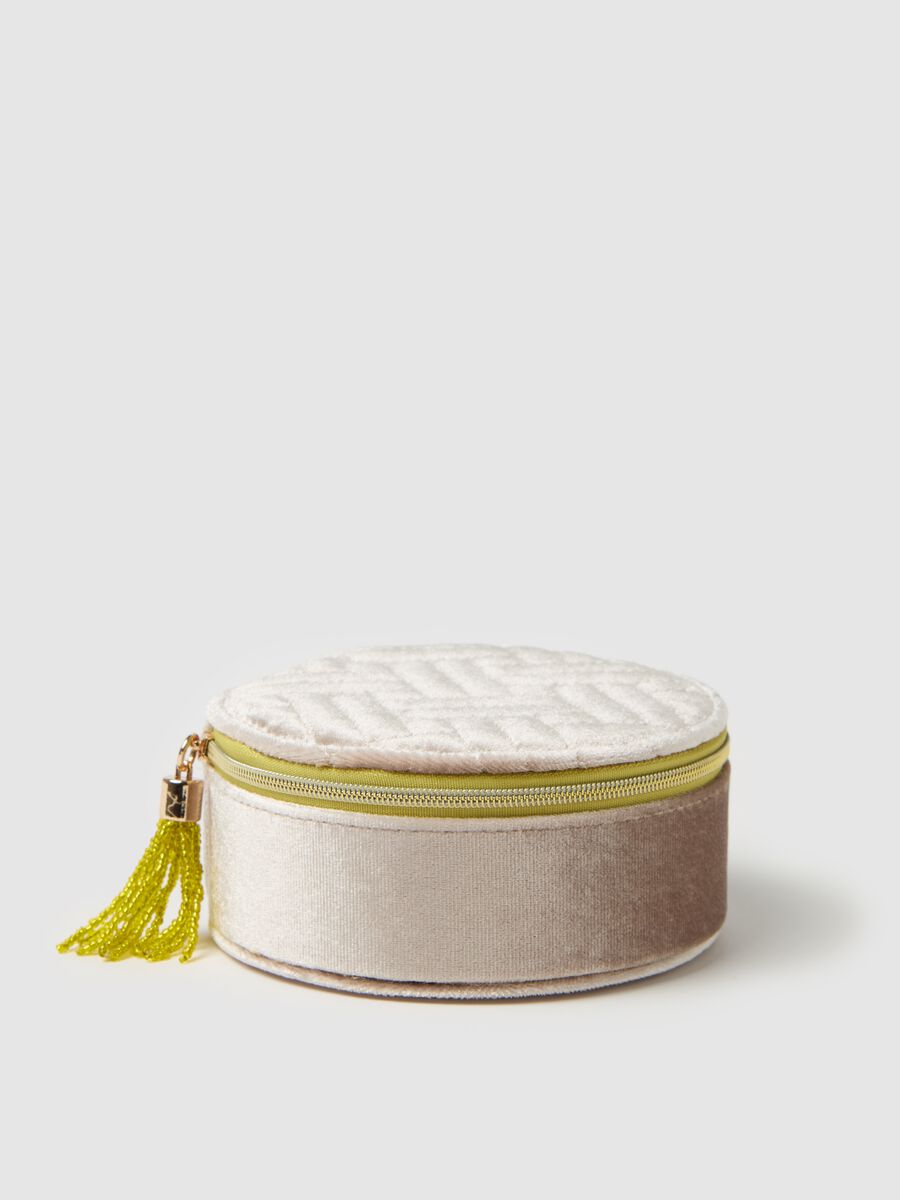 Round jewellery box in quilted velvet_1