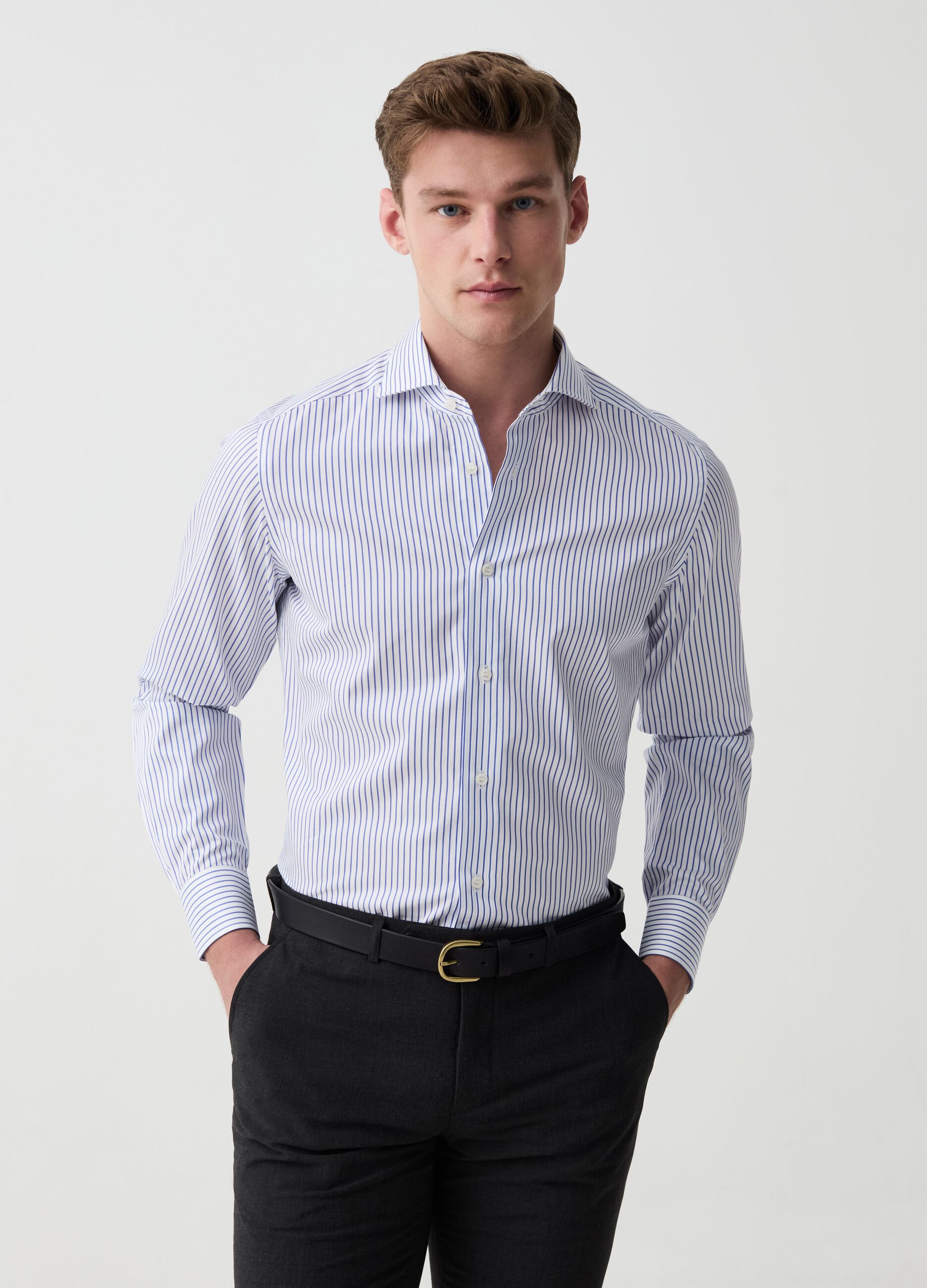 Camicia slim fit in cotone doppio ritorto a righe