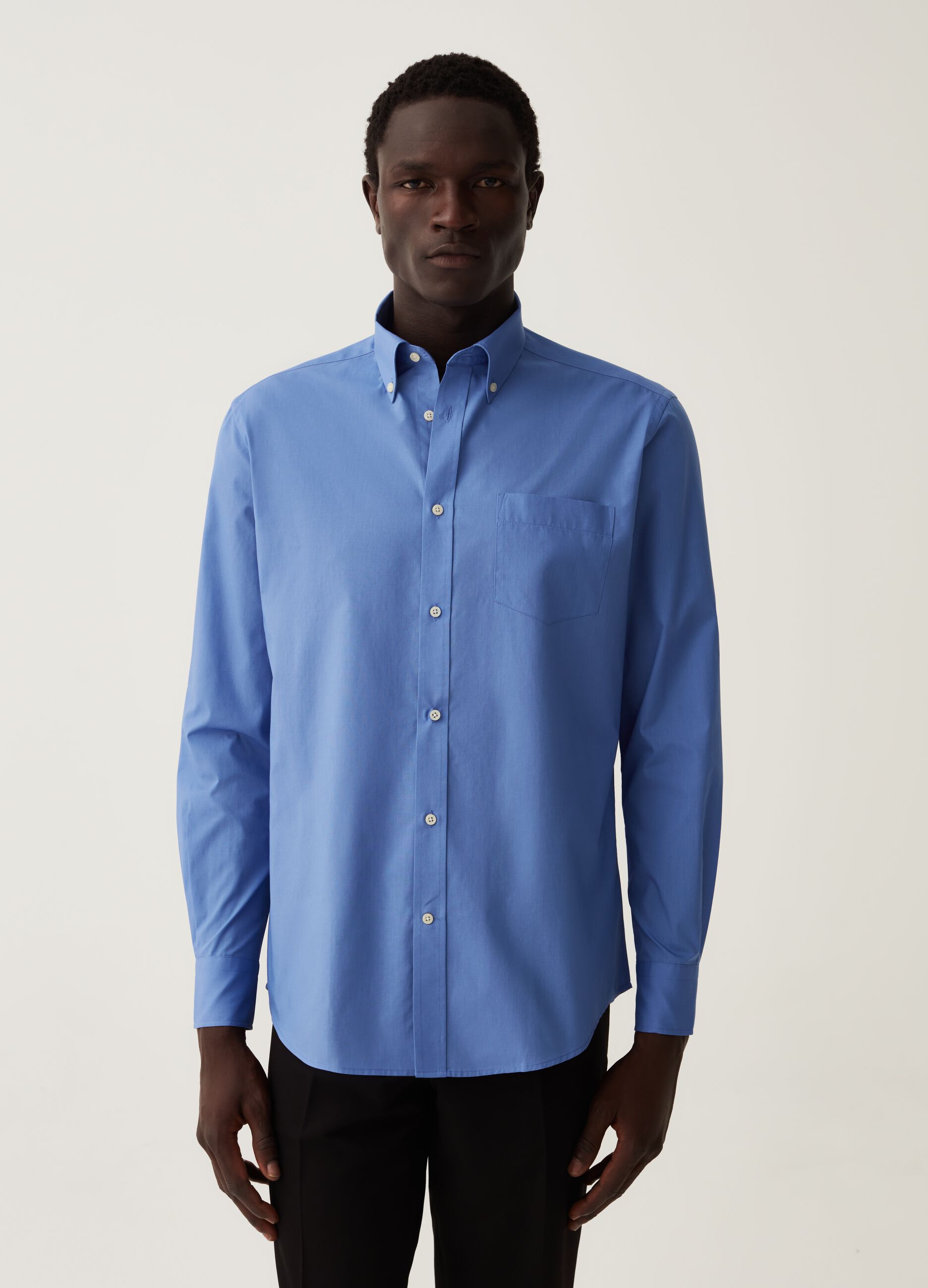 Camicia regular fit button-down con tasca_1