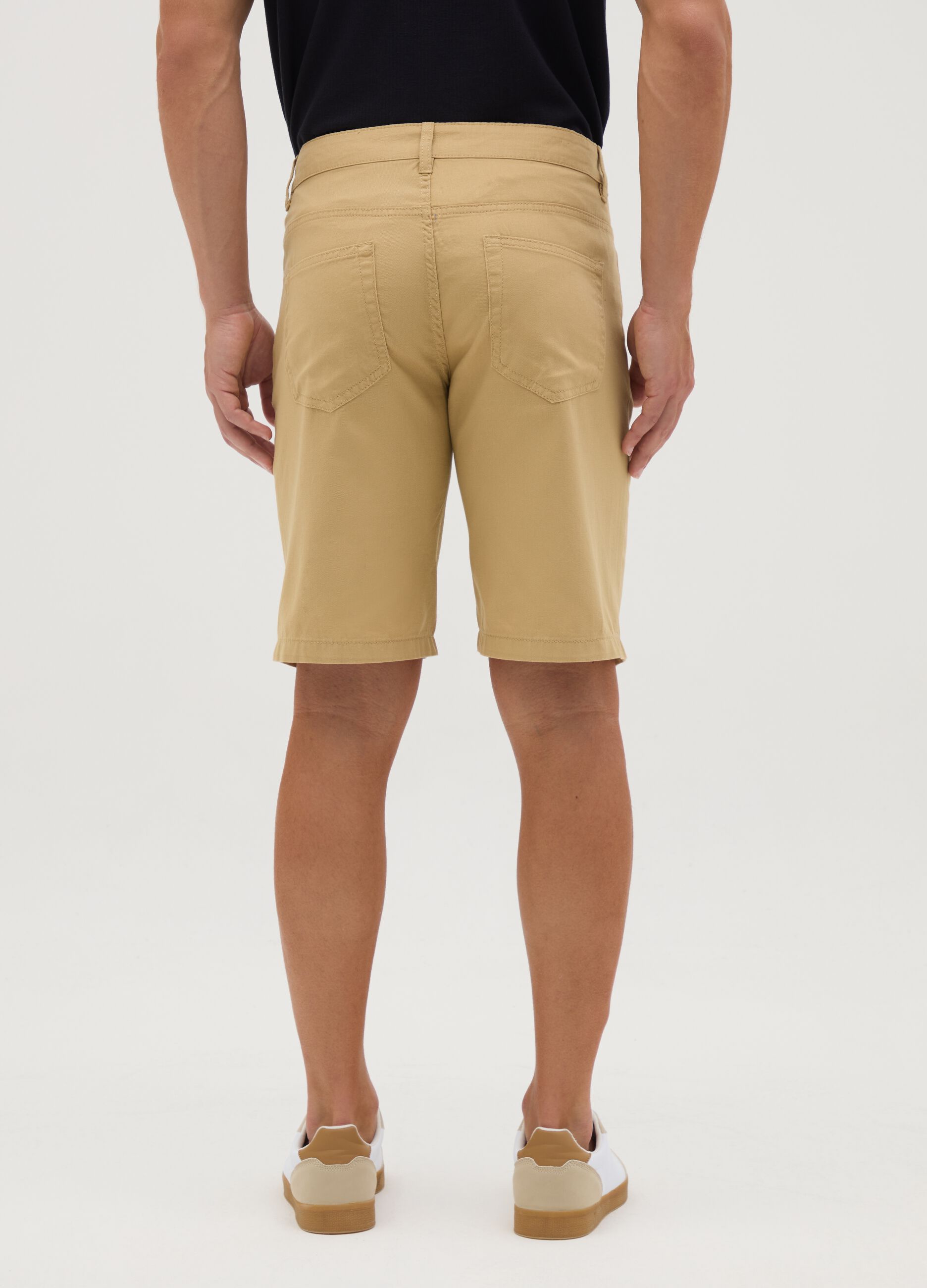 Men's beige pure cotton Bermuda shorts regular fit