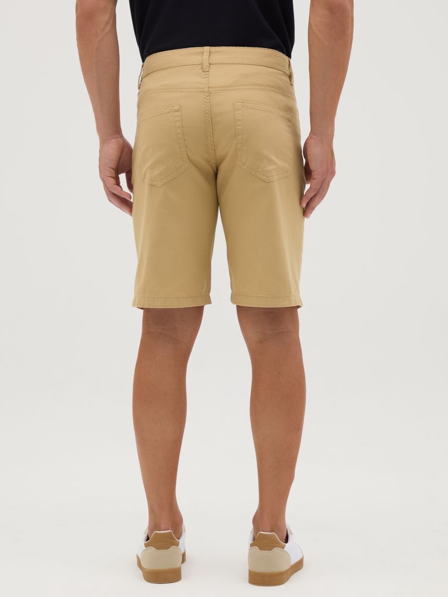 Men's beige pure cotton Bermuda shorts regular fit_3