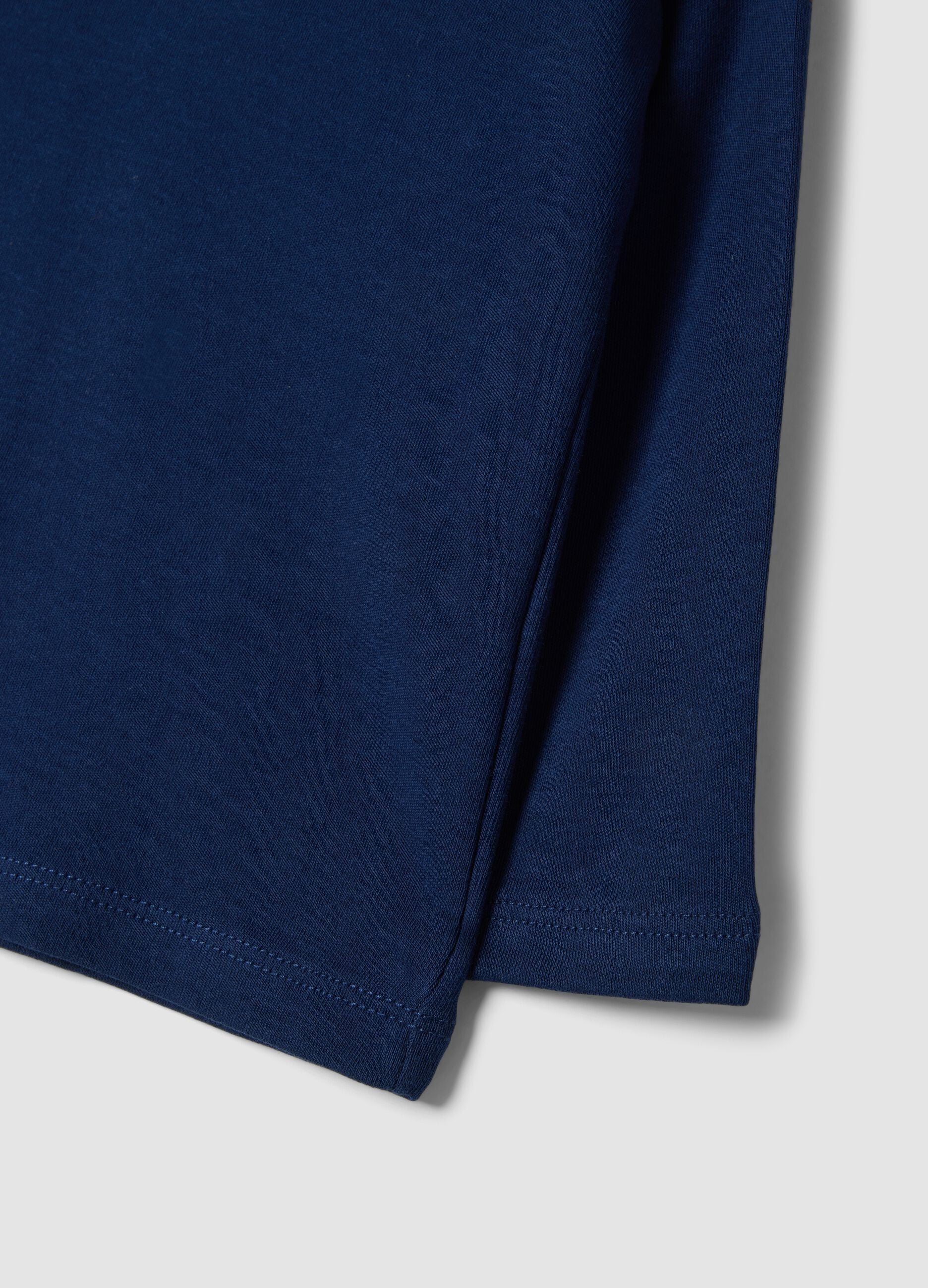 Maglietta blu navy in puro cotone organico con girocollo