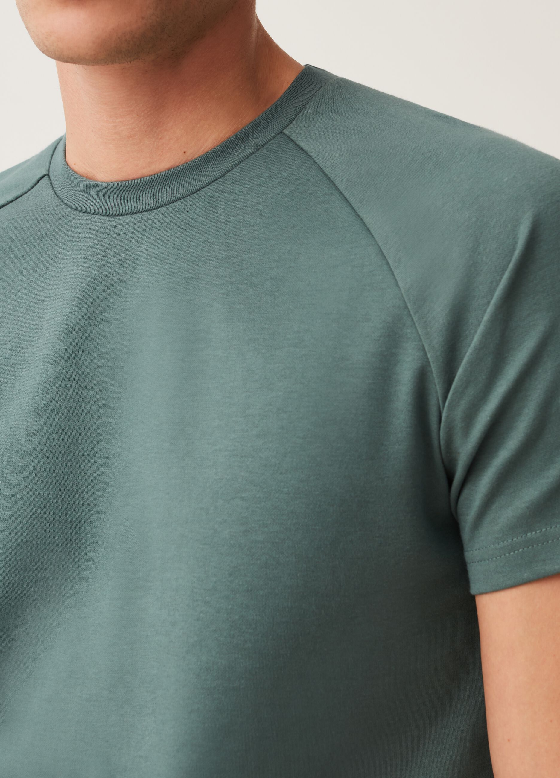 T-shirt maniche raglan in tessuto traspirante OVS Tech_3