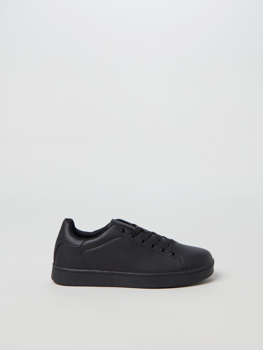 Sneakers tinta unita con lacci_0