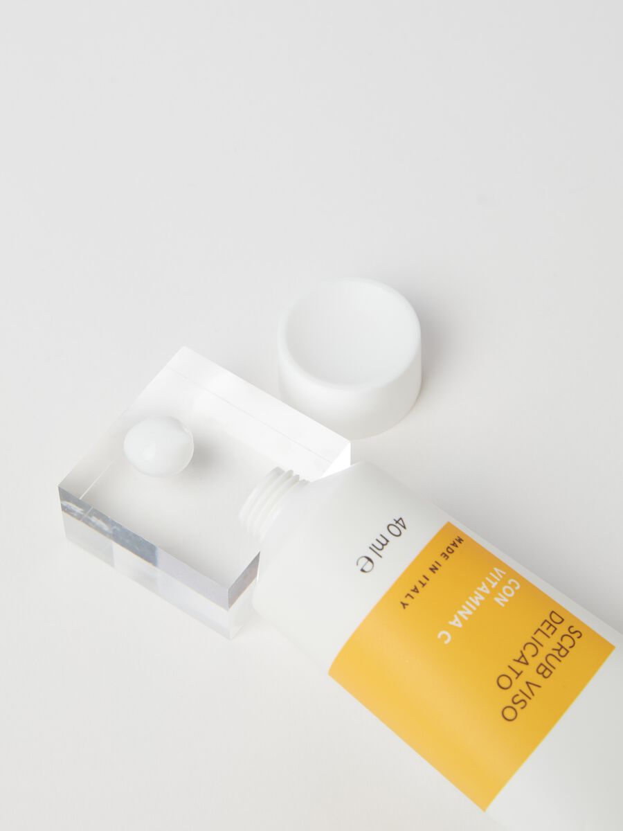 Scrub viso alla vitamina C 40ml_2