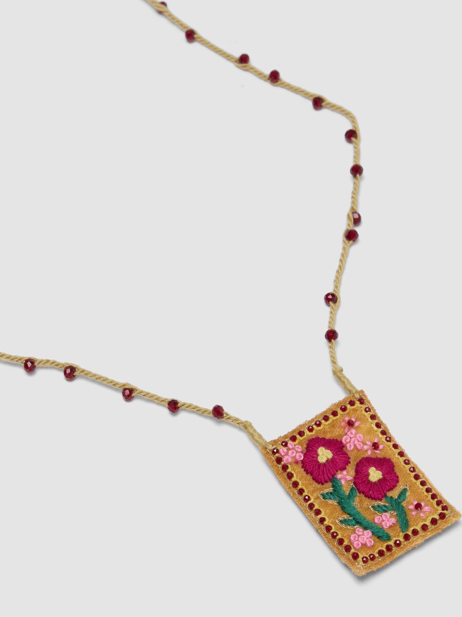 Brown necklace with embroidered pendant in pure cotton_1