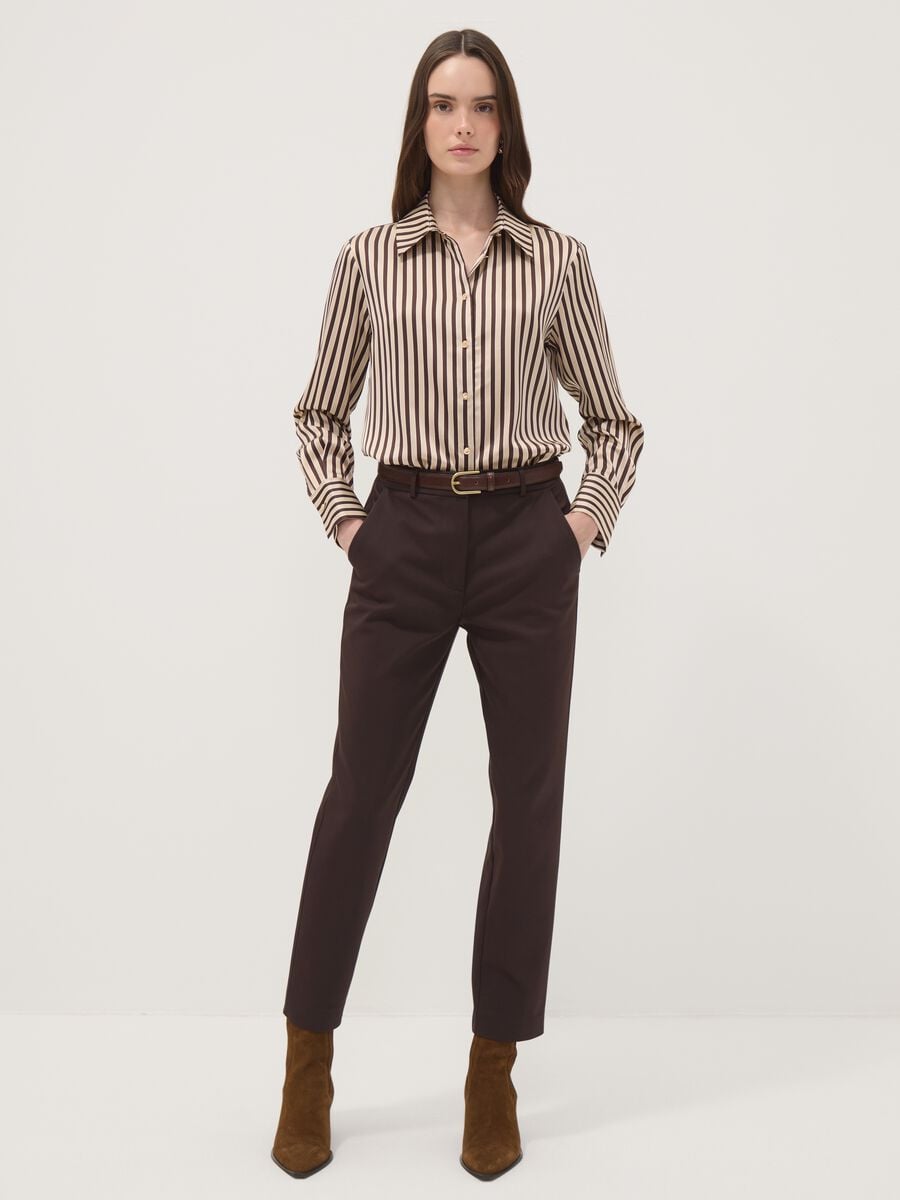 Slim-fit brown stretch cotton trousers_0