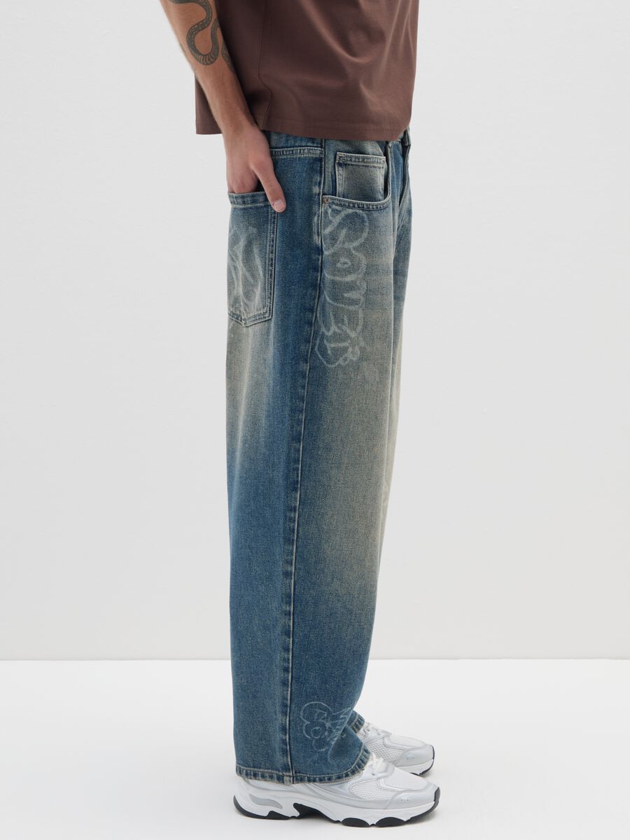 Jeans blu a vita bassa in puro cotone denim_3