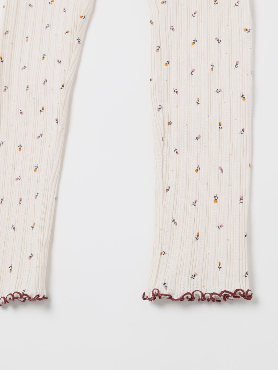 Pyjama trousers with small flowers and polka dots in foil_5