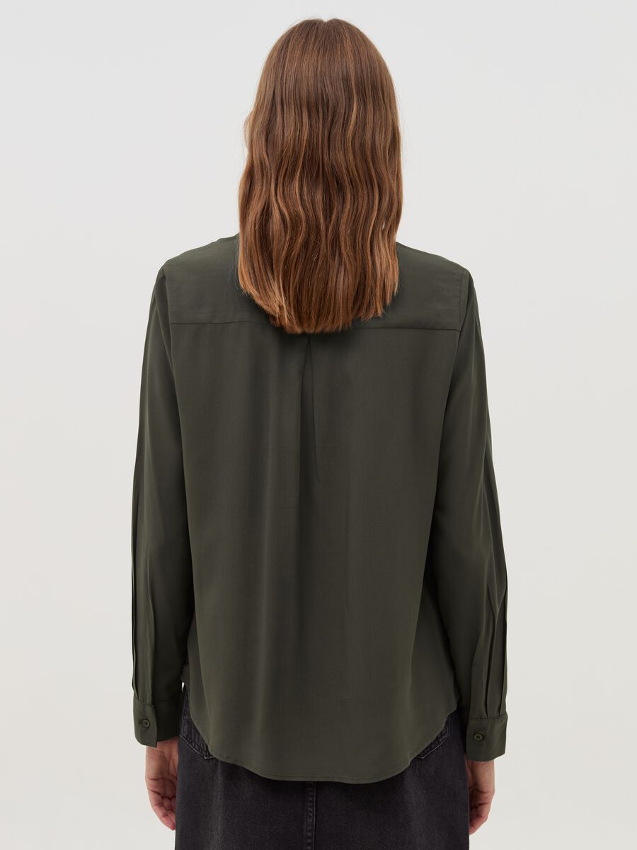 Camicia in viscosa tinta unita_2