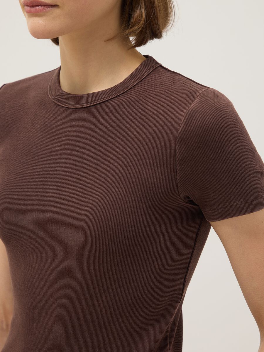Brown stretch cotton fitted t-shirt_3