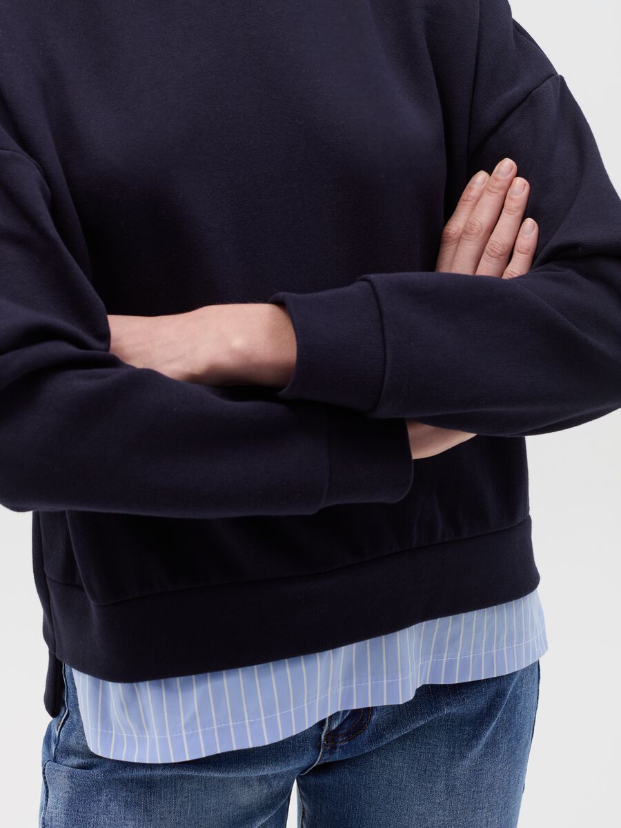 Sweatshirt with layered-effect insert_2