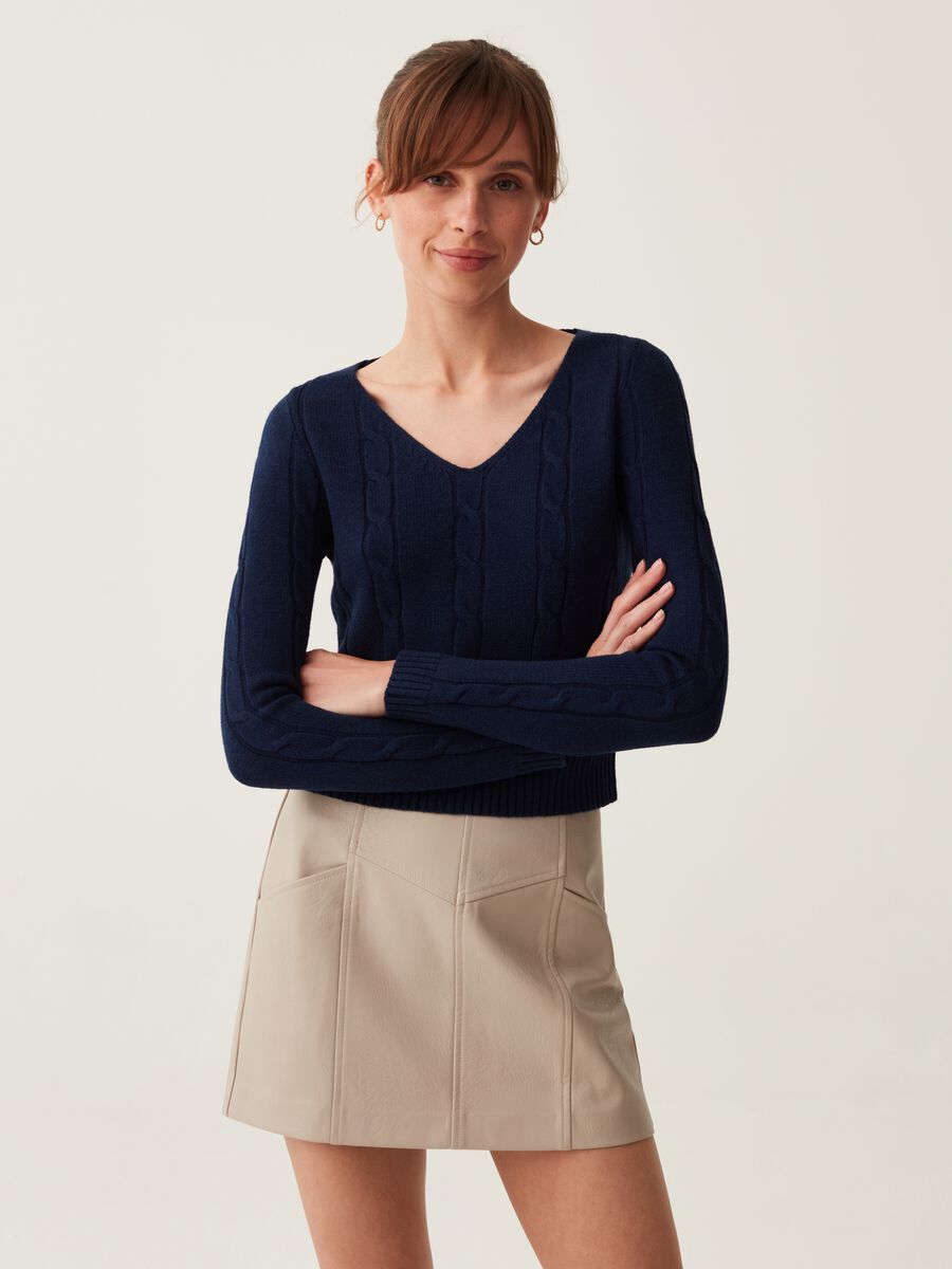 Pullover con lavorazione a trecce_0