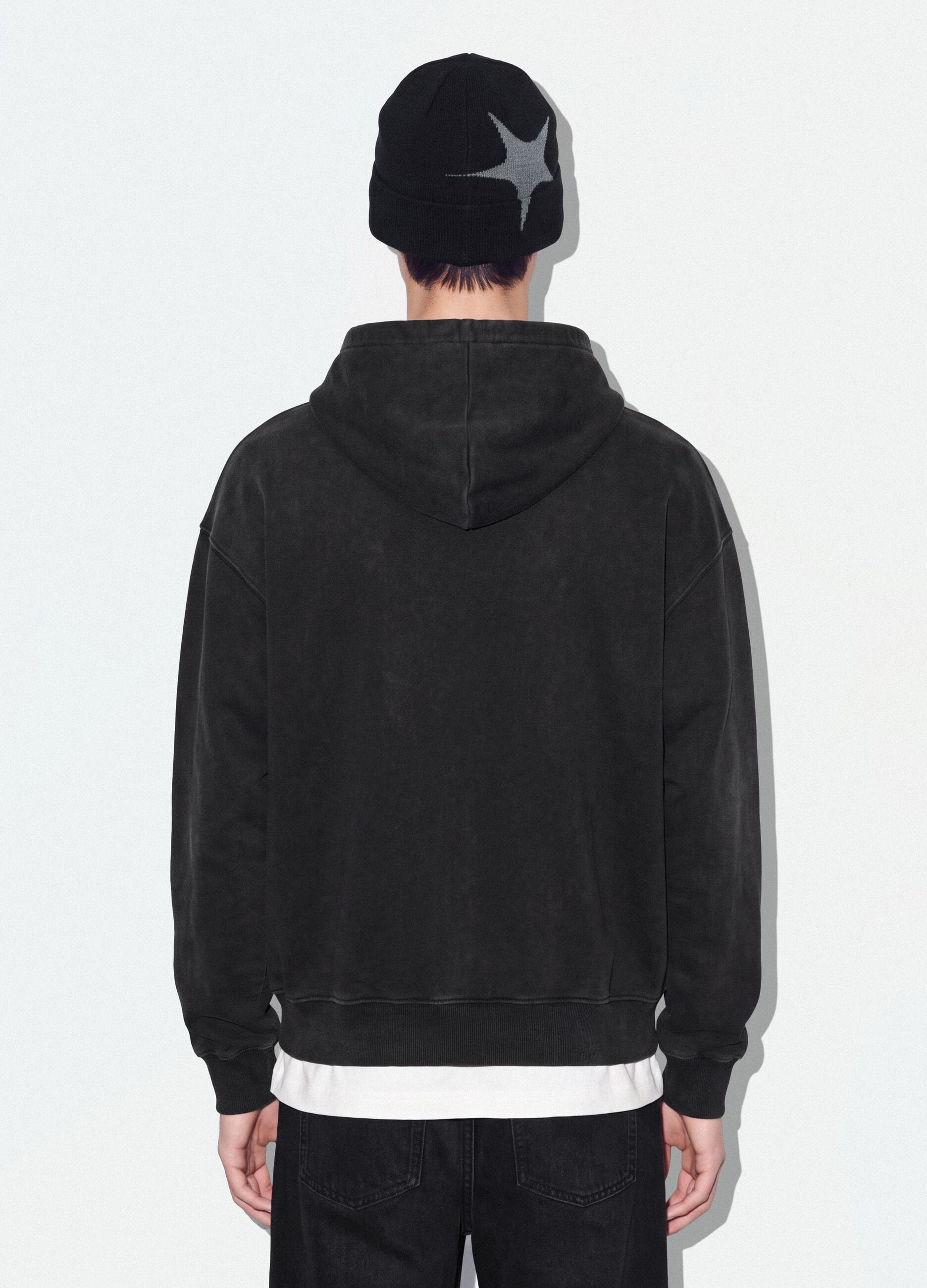 Grey oversized 100% cotton hoodie with &ldquo;A Nightmare On Elm Street&rdquo; print