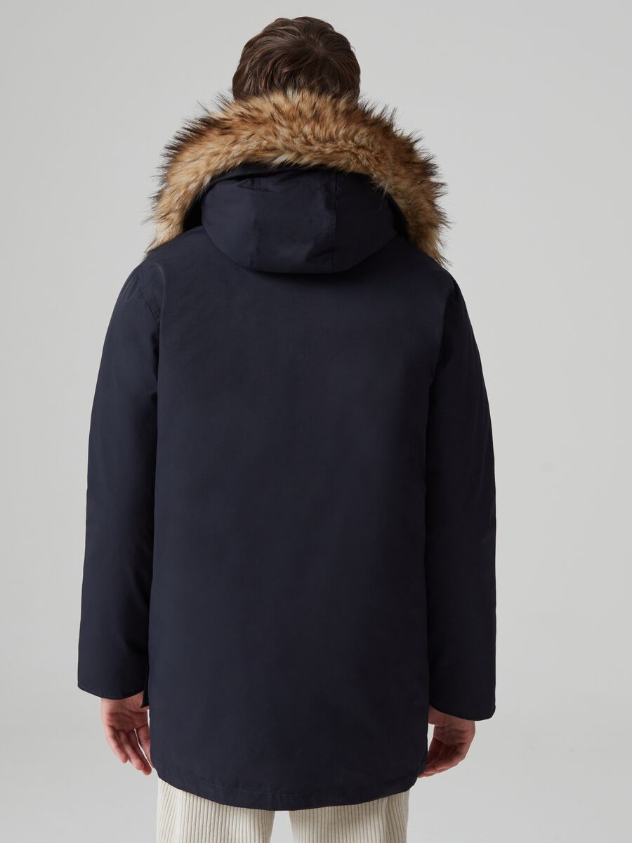 Parka con cappuccio_2