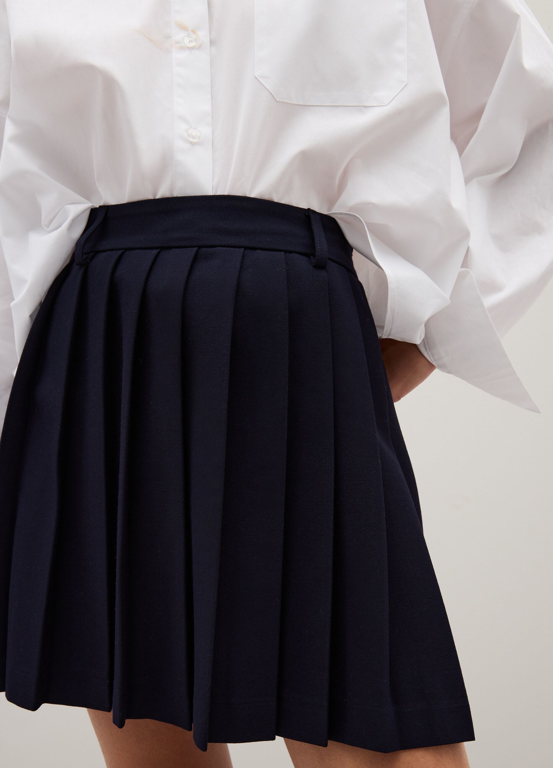 Blue stretch fabric skirt with regular fit