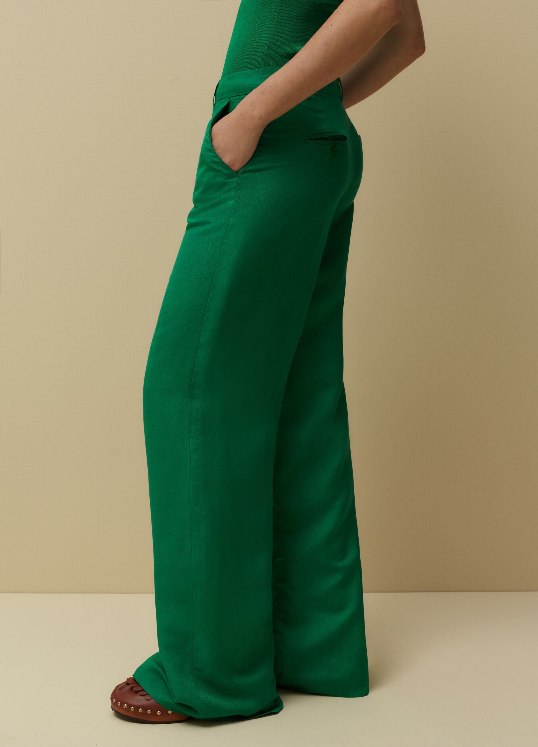 Flared-fit trousers in linen and viscose